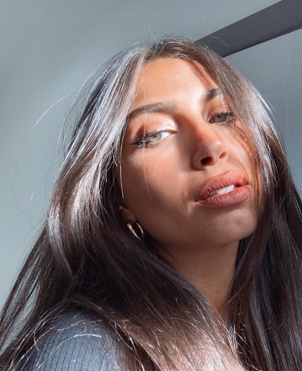 ⠀

                     𝑆𝐴𝐷 𝐵𝐼𝑅𝐷𝑆 𝑆𝑇𝐼𝐿𝐿 𝑆𝐼𝑁𝐺.