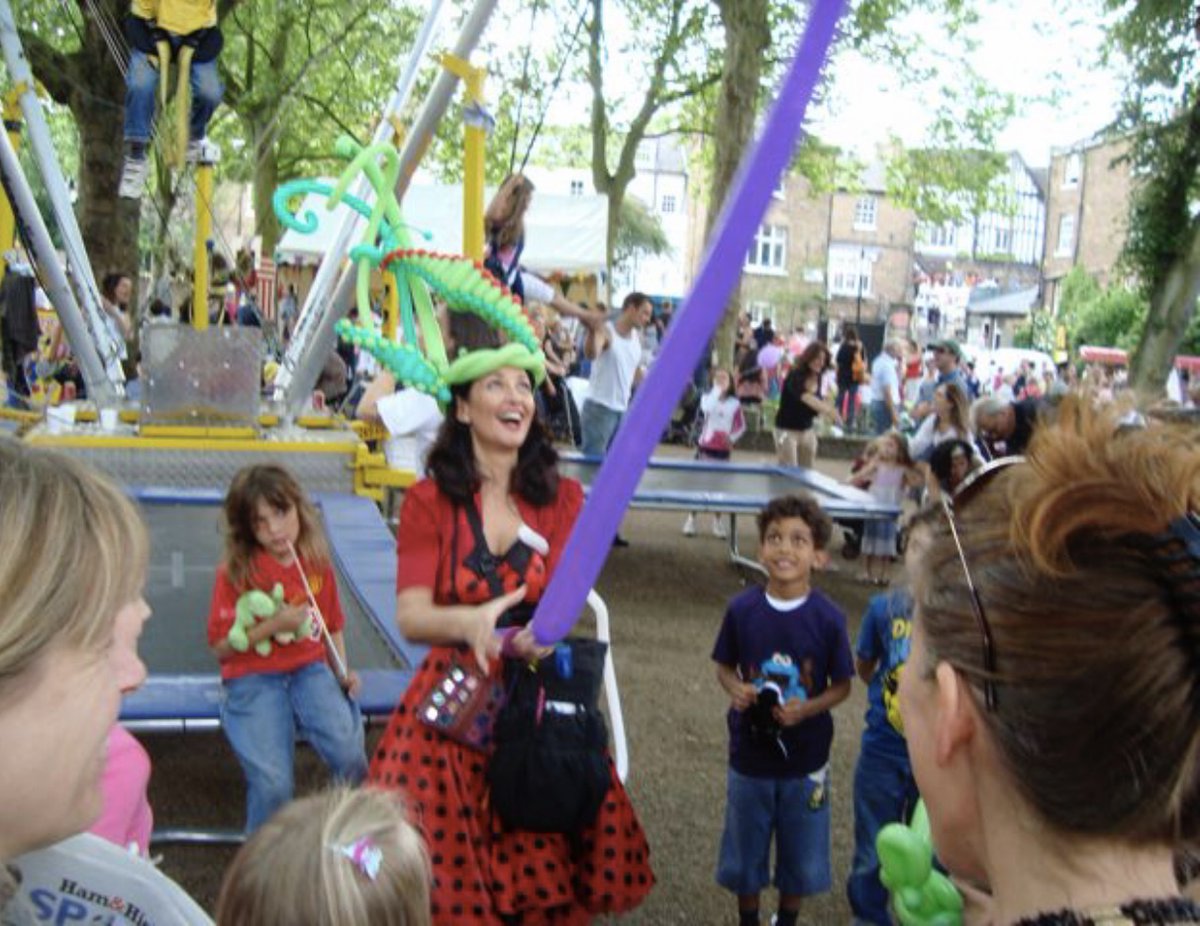 MsBallooniverse's tweet photo. Throwback to 2008, where it all began. My very first booking at the HIghgate Fair. It set me off on my career, first birthday parties, then corporate events, weddings and every other event you can think of #boostyourbrandchallenge #CorporateEventsOnline #VirtualCorporateEvents https://t.co/Mz6WyM6dUe
