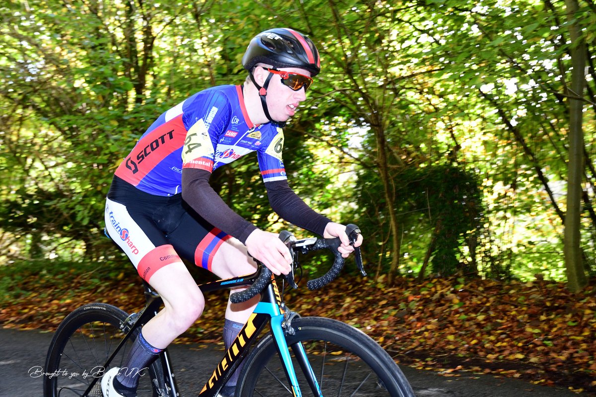 AussieLarry's tweet image. Hill Climb Championships: More photos from the big race on Sunday in the UK with images from the Men's and Youth/Junior championship ... more to come!
facebook.com/pg/Veloshooter…

Brought to you by @Brother_UK #wideanglecamera