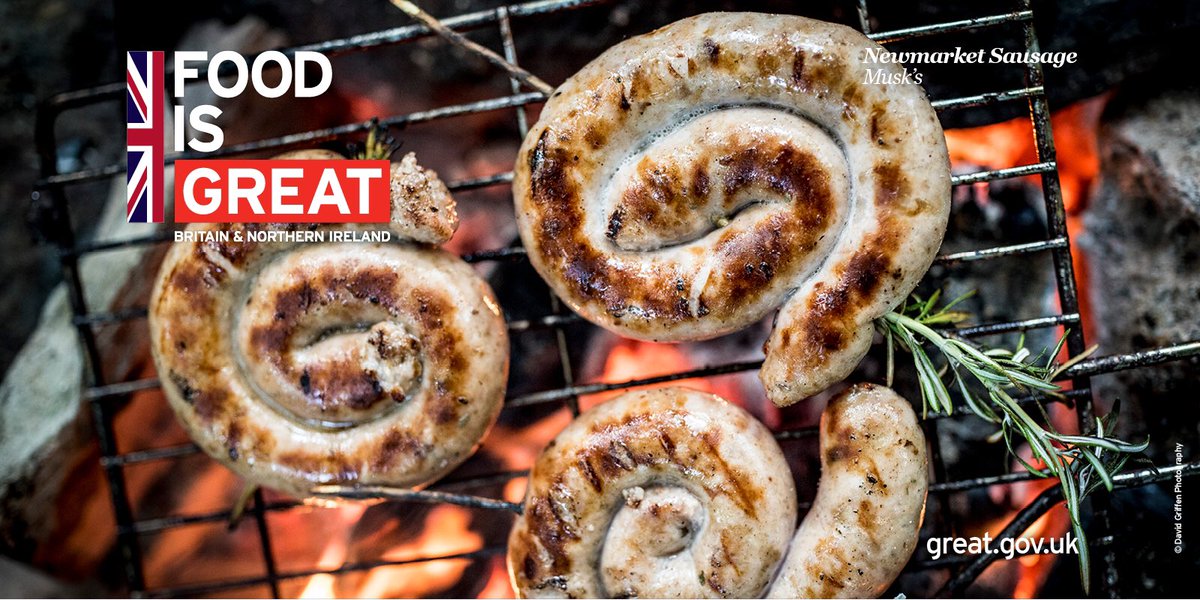 GREATBritain's tweet photo. UK: Let's whip up a plate of bangers and mash to celebrate #NationalSausageWeek!
Rest of world: Huh?
UK: You know, sausages with mashed potatoes…
Discover our top 10 traditional eats (with funny names!) here ➡️ https://t.co/falYfaXlBa #FoodIsGREAT 🇬🇧 https://t.co/geuYNN3VZU