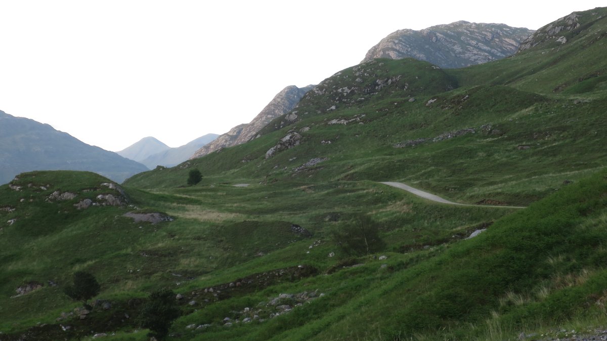Markus Stitz (@reizkultur) on Twitter photo Here's more #cycling inspiration for #gravel riding in #Scotland. My top ten gravel routes, different lengths & skill levels, in East Lothian, Argyll, Perthshire, Loch Lomond & the Trossachs, Scottish Borders & Lochaber. Find out more on <a href="/RedBullUK/">Red Bull UK</a> here: redbull.com/gb-en/best-gra… Here's more #cycling inspiration for #gravel riding in #Scotland. My top ten gravel routes, different lengths & skill levels, in East Lothian, Argyll, Perthshire, Loch Lomond & the Trossachs, Scottish Borders & Lochaber. Find out more on <a href="/RedBullUK/">Red Bull UK</a> here: redbull.com/gb-en/best-gra…