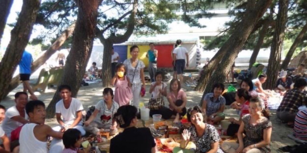 god_bless_you_'s tweet photo. 北朝鮮の支配体制は創価学会にそっくりと創価の重役たちが語る。
https://t.co/KYgNrxpwsI
それもそのはず、同族が悪政を敷いていた。
https://t.co/1esHYxvpis
https://t.co/KNNmF0Emxz
北朝鮮から漂う既視感の正体が分かれば、戦う相手が分かる。
https://t.co/MVPtCA8is0
滅ぼすべきは、創価学会。 https://t.co/0CqtztvHje
