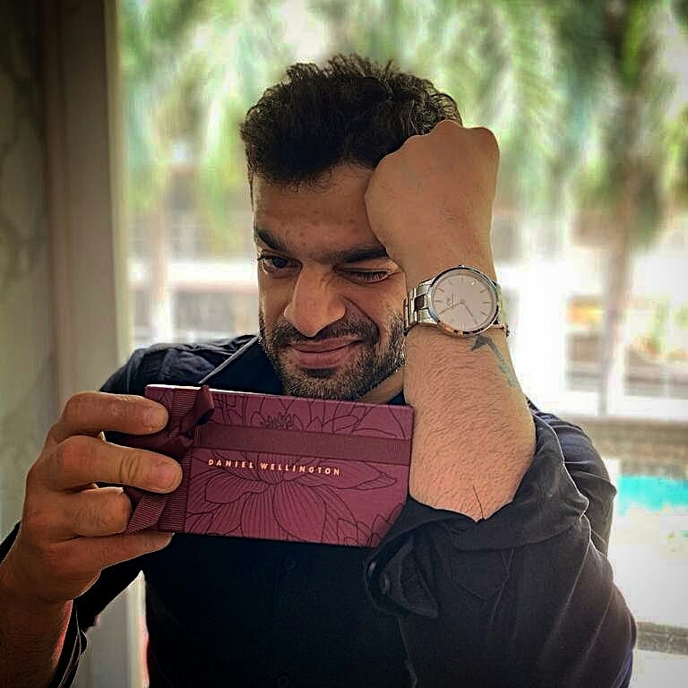 Sidkplovers1's tweet photo. #KaranPatel 🔥🔥🔥
Lockdown or no lockdown, one thing doesn’t change this Diwali is my style game💫
@Daniewellington #IconicLink, so stylish and versatile. Shop any two products and get a 10% off. PS: You can also use my code KARANXDW to avail plus 15% benefit. #DWali https://t.co/CcPia2SvwH