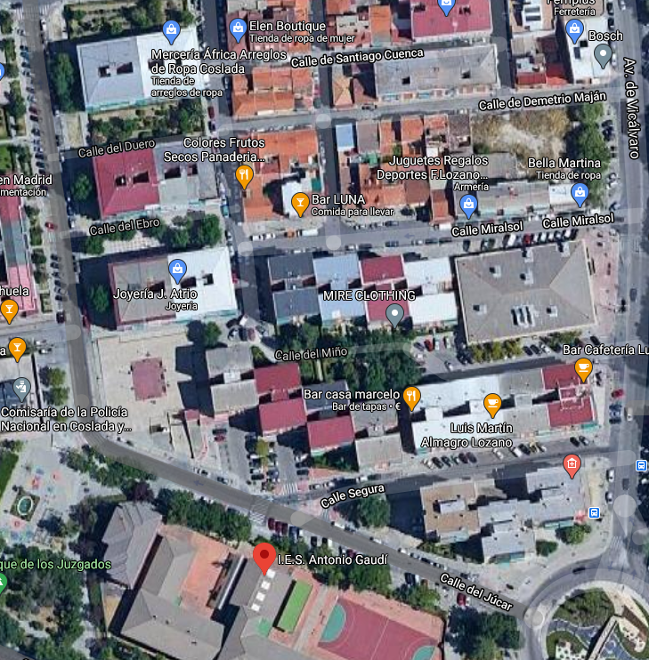 dcuenca75's tweet photo. El equipo de gobierno de #Coslada no utilizará los fondos destinados a la rehabilitación del Barrio de los Ríos y Avd. San Pablo a gastos derivados del COVID-19, sino para amortizar anticipadamente deuda bancaria.
Y le llaman "lo mejor para los vecinos"
https://t.co/IrZ5bKKhCF https://t.co/PXbTSYTmVm