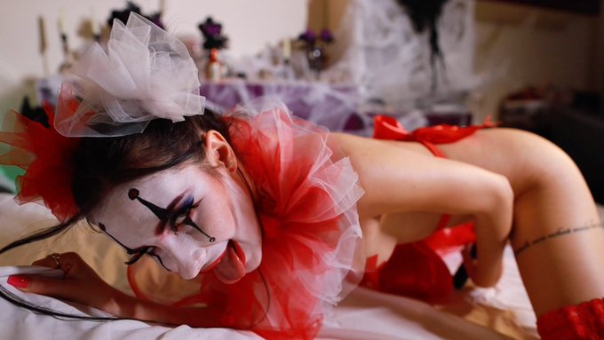 2 days left to VOTE 4 me👉https://t.co/mZsXaSqo5M 🔞@BabesPromo_2 @Coach0302 @Tees_Babes @AllKindsOfWomen<a href="/tag/chaturbatehalloween"class="tags"><span>#chaturbatehalloween</span></a>