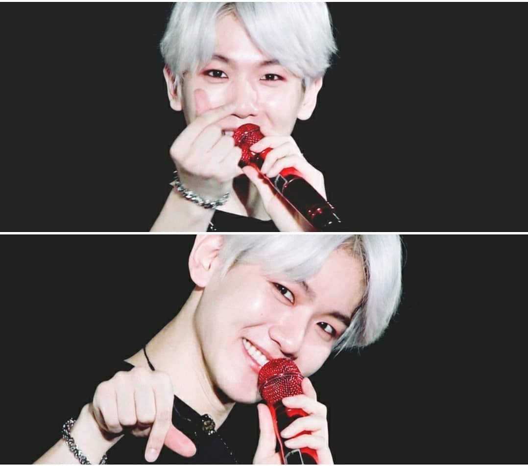 OliviaYuni3's tweet photo. semangat😍😘 #EXOL
#exoI #exom voting for EXO for Favorite Social Artist at the #AMAs 
@weareoneEXO https://t.co/RJitOShGfZ https://t.co/KO9TapHBsS