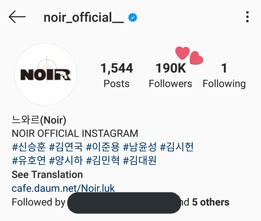 arab_noir's tweet photo. [🌟] معلومة: 

لقد وصل حساب نوار الرسمي على الانستغرام إلى 190 ألف متابع👏🏻🥳

#NOIR #느와르
@Noir__official https://t.co/2YzFNwcvYI