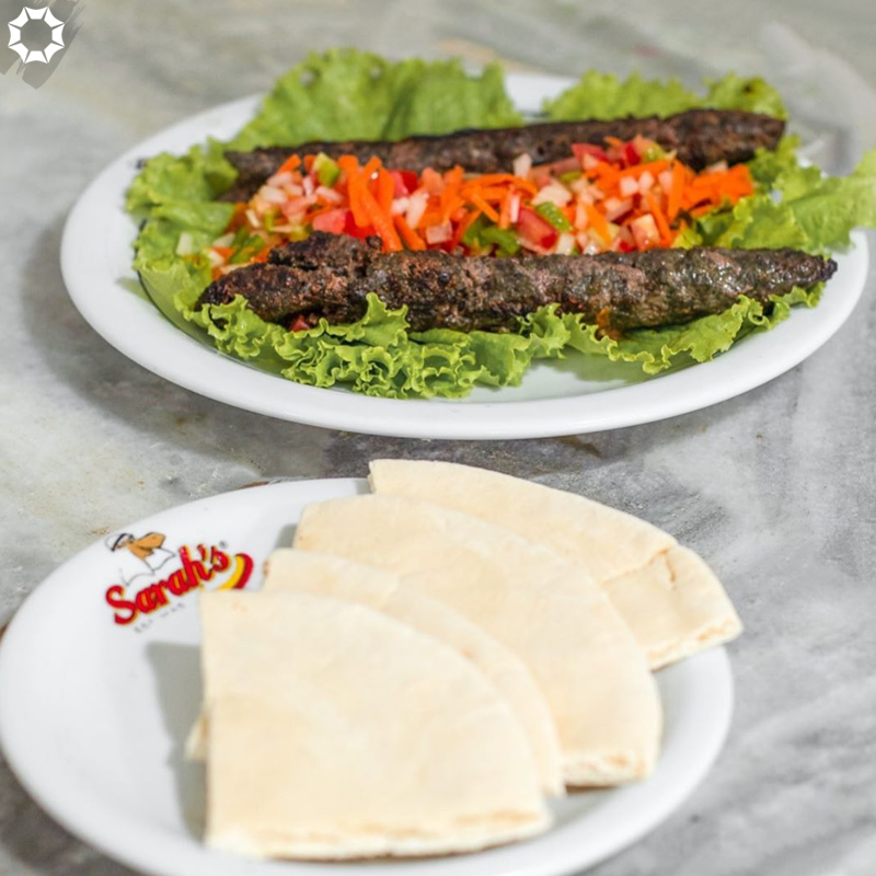 maceioshopping's tweet photo. Nada melhor do que saborear a culinária árabe aqui no Maceió Shopping! Pratos deliciosos esperam por vocês aqui no Sarah's! ❤
.
#maceioshopping #maceio #comidaarabe #sarahsesfihas #esfihas #food #instafood #foodporn #tasty #fun #culinaria https://t.co/TLe3Uwi7Mf