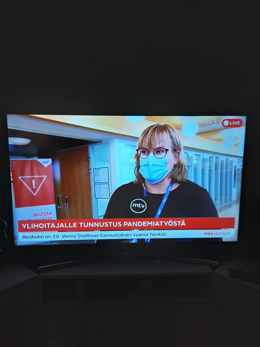 Sirpaluu's tweet photo. SHKS:n Venny 2020 - tunnustus ylitti MTV: n uutiskynnyksen. Onnittelut Marja Renholm🌹#shks Webinaari- nauhoite tunnustusten jakamisesta tulee editoinnin jälkeen  säätiön sivuille https://t.co/tfPC64HJiR https://t.co/nyIPtKQDj3