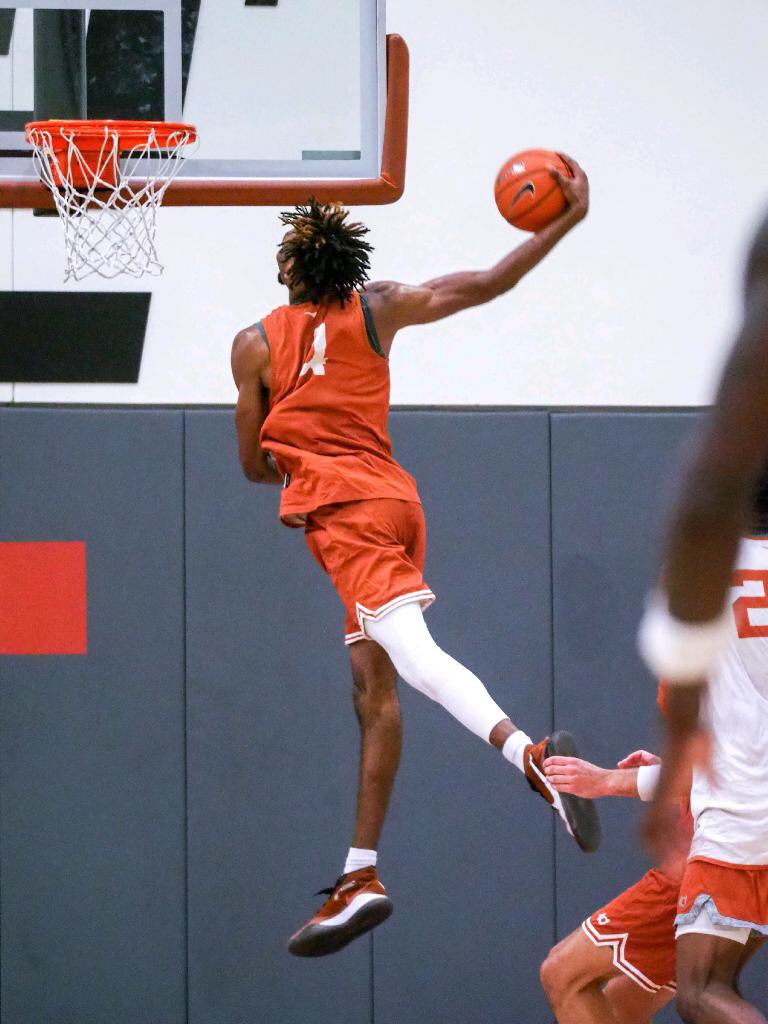 Fast Breaks about to be Dunk Contest this year 🗣 #RETWEEET https://t.co/srfOywdepu