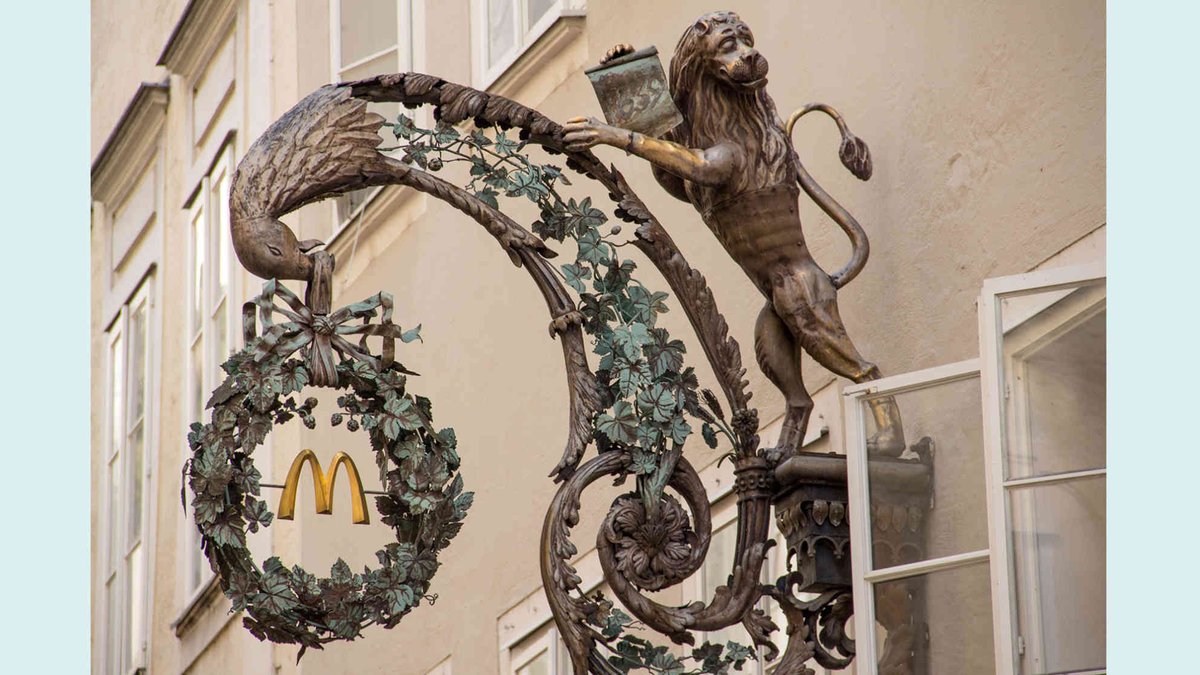 300年くらい伝統ありそう オーストリアにあるマクドナルドは景観条例によって格式の高さがすごい Togetter 300年くらい伝統ありそう オーストリアにあるマクドナルドは景観条例によって格式の高さがすごい Togetter