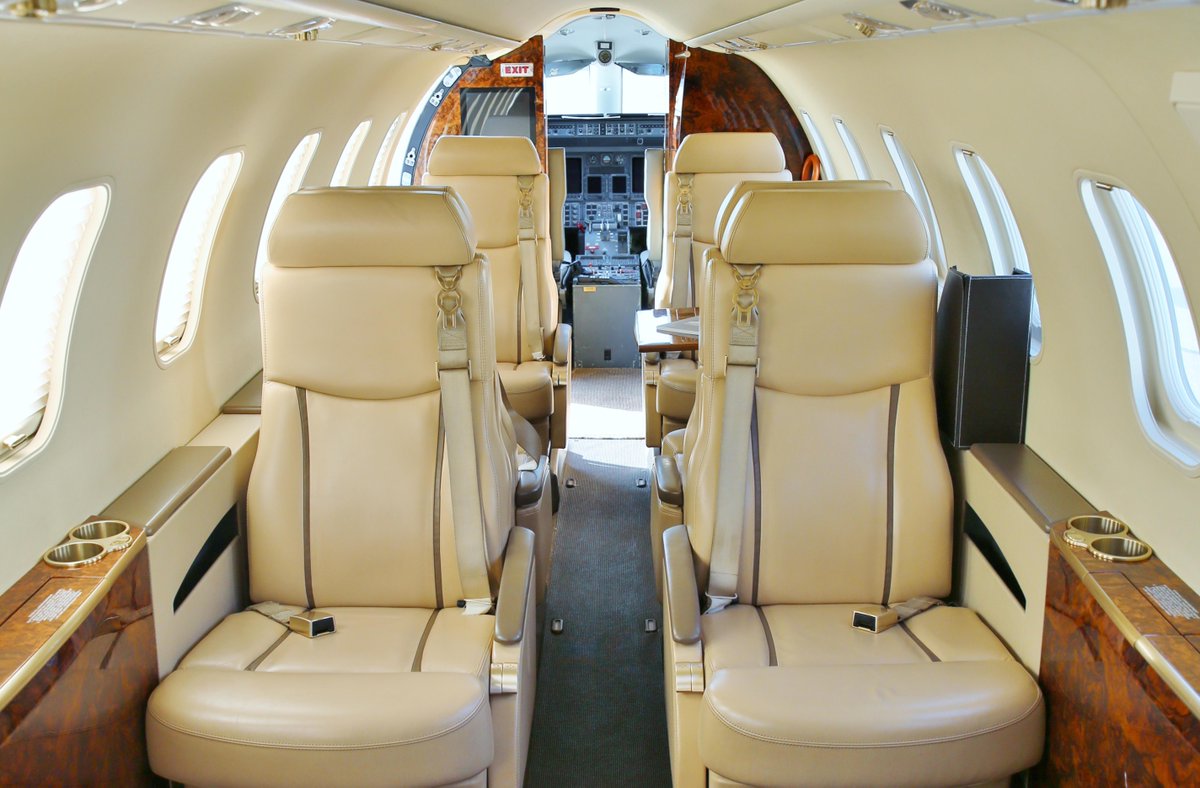 ExecuJetAvGrp's tweet image. #EmptyLeg #CharterAvailability

🗺️ Lanseria to Cape Town
📅 28 or 29 Oct 2020
👤 8 pax
✈️ #Learjet45

Call +27 11 516 2300 or email charter@execujet.co.za

Full details:
isiteemailer.com/t/ViewEmail/j/…