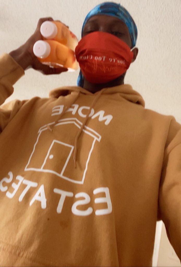 sirHASHington's tweet photo. @AuntieNy_ @Edterprise Great business. So much in store
#DistributionRapsTour
#MoreHASH
#HASHestates
#FruitJuiceBars https://t.co/GmrZbAaVWK