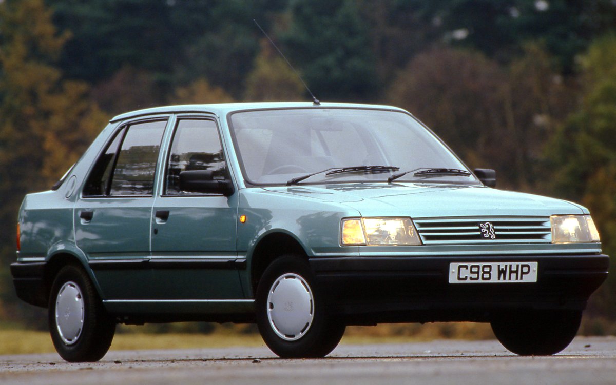 Here's a fairly basic Peugeot 309 from the <a href="/whatcar/">What Car?</a> archive. Remember when black mirrors and door handles meant poverty and not performance?