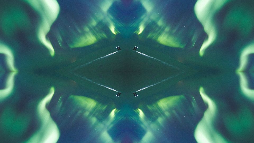 OnlyInLapland's tweet photo. A remix takes your favorite things and rearranges them in an exciting new way. Like seeing the Northern Lights for the first time, from the warmth of a reindeer-pulled sledge.

How will you remix your winter experience?

#RemixingLapland #LaplandFinland #reindeer #northernlights https://t.co/nRsi5hmzqw