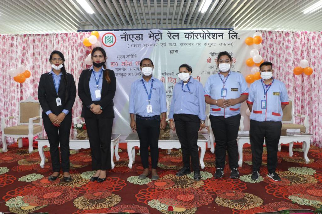 CeoNoida's tweet photo. As a part of inclusive development; For benefit of transgender community; sector 50 noida metro station designated “ pride station”/ 6 people of transgender community distributed contractual appointment letters by @dr_maheshsharma and @PankajSinghBJP https://t.co/PH92GS4vJN