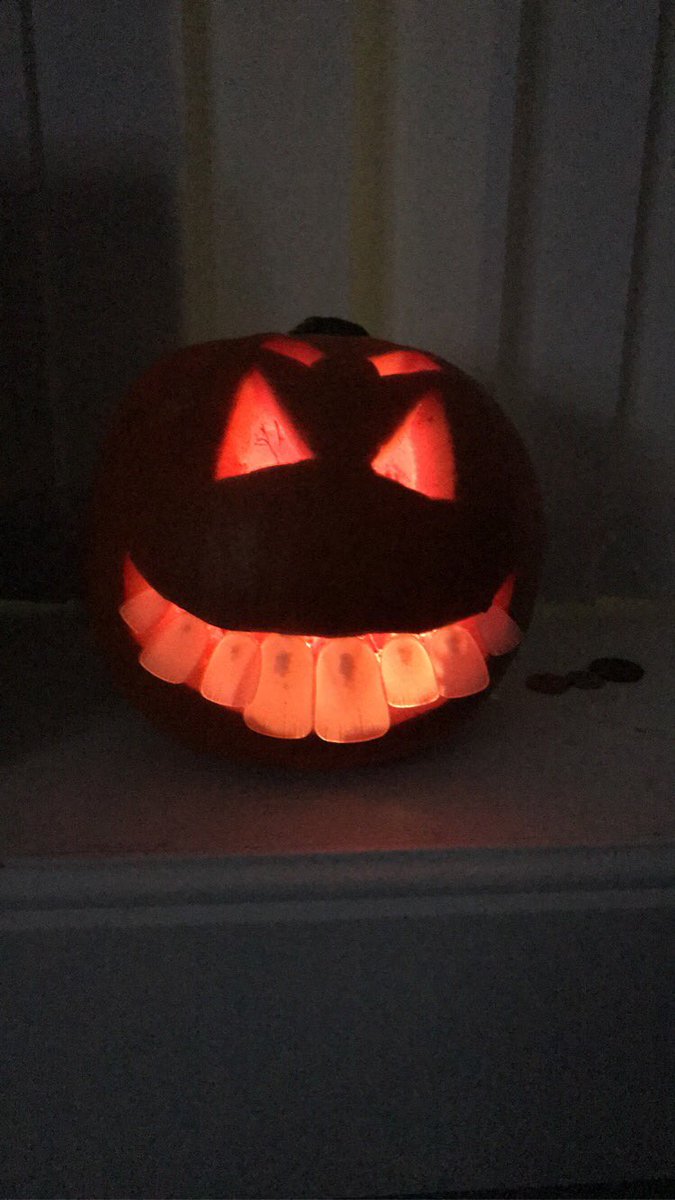mrsb1508's tweet photo. Mrs McNulty @NewCumnockPS here are Grace - P1/2s pumpkins 🎃  Minnie Mouse and “Mick” from Still Game 😂 #HappyHalloween https://t.co/pZBSr1UKT2