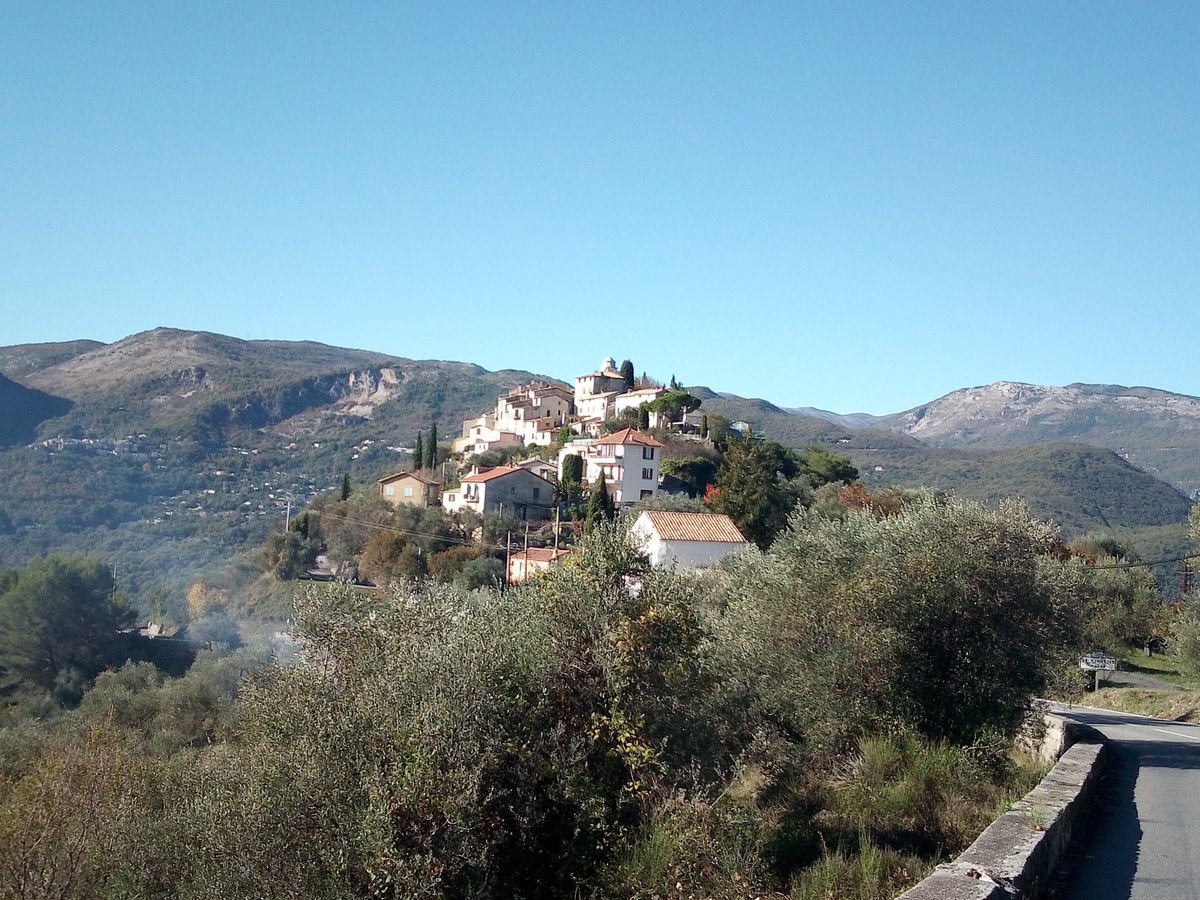 La Roquette sur Var, on a glorious day....What a difference a day makes....#CotedAzurFrance  #AlpesMaritimes #provence #blueskies #mountainvillages #countrylanes