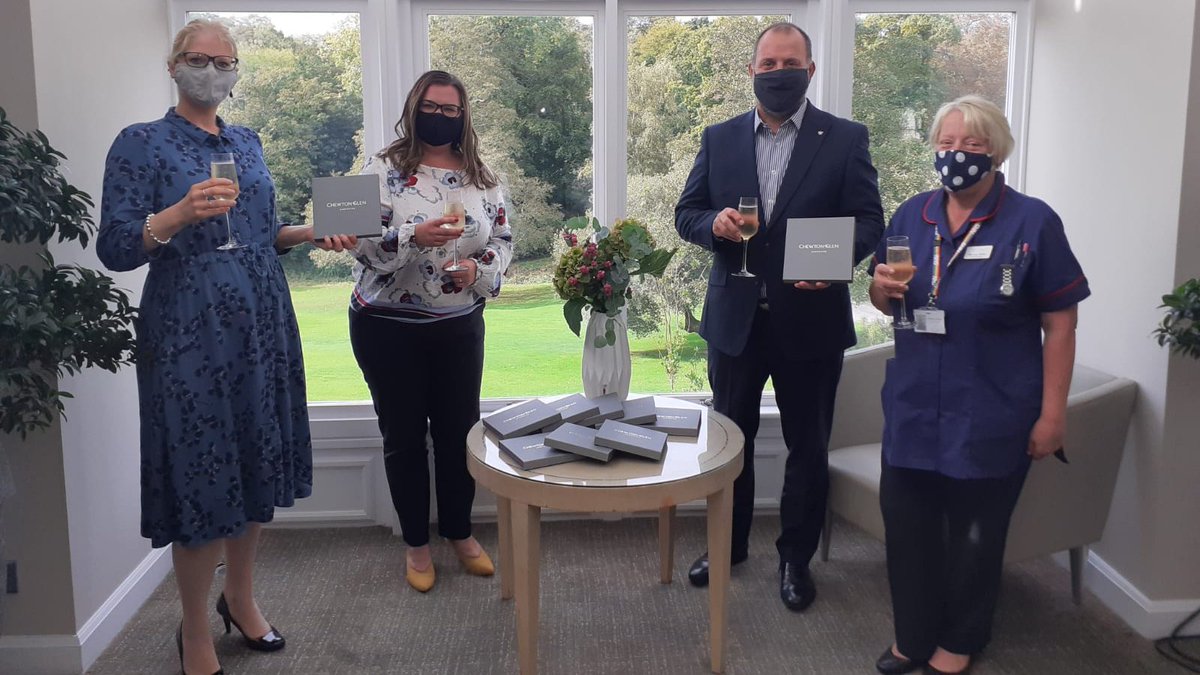 We met with the team from Grey Gables residential care home...

Together with <a href="/naturabisse_es/">Natura Bissé</a> we gifted some well-deserved treatments due to their on-going dedication.

#thankyouforsavingourskin