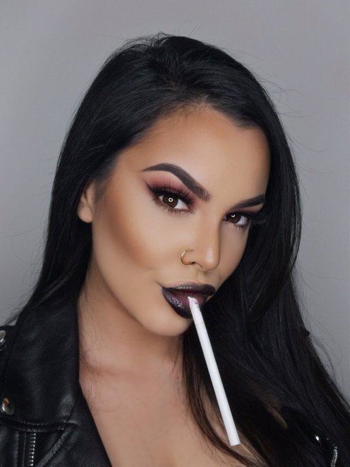 Te gusta el cuero? https://t.co/PdTcYRv5Un<a href="/tag/curvy"class="tags"><span>#curvy</span></a><a href="/tag/smoking"class="tags"><span>#smoking</span></a><a href="/tag/fetish"class="tags"><span>#fetish</span></a><a href="/tag/vore"class="tags"><span>#vore</span></a><a href="/tag/sexysmoker"class="tags"><span>#sexysmoker</span></a><a href="/tag/onlyfans"class="tags"><span>#onlyfans</span></a>