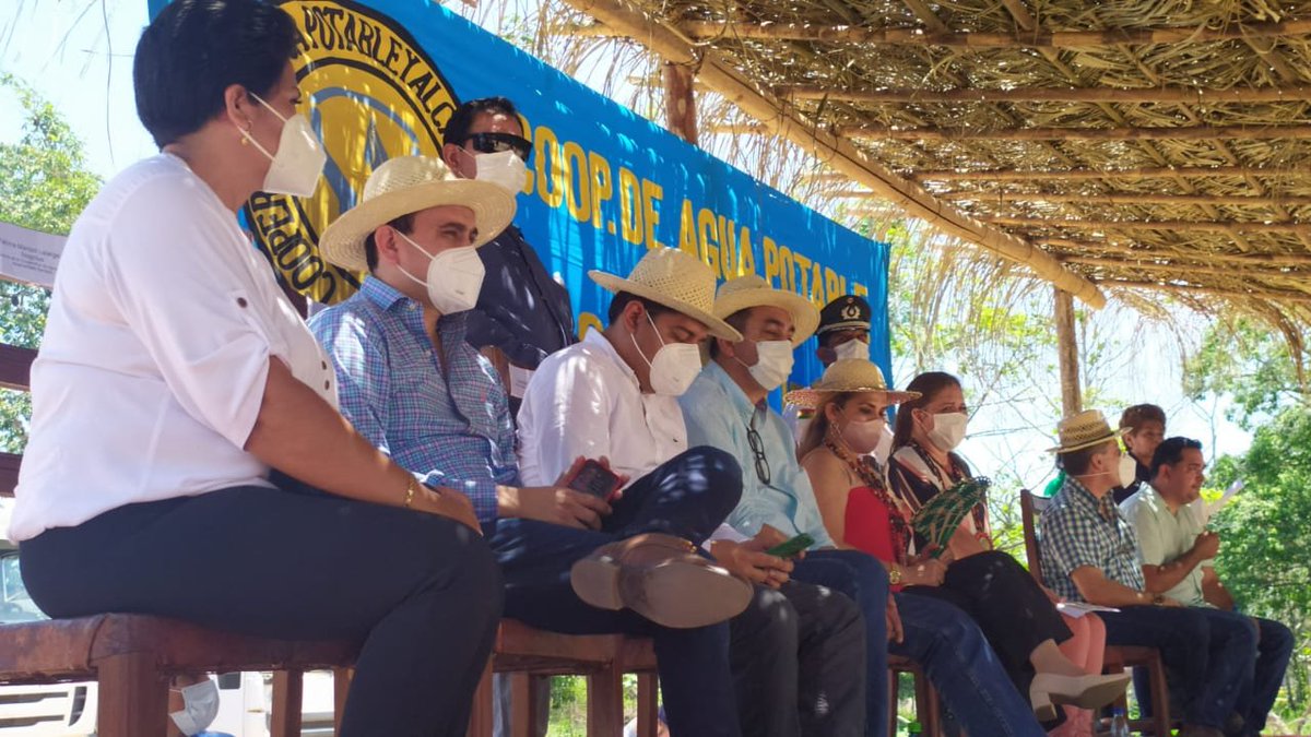 El Ministro de Energías, Rodrigo Guzmán, continúa presente en las actividades que se desarrollan en el Municipio de San Borja.

#MinisteriodeEnergíasBolivia