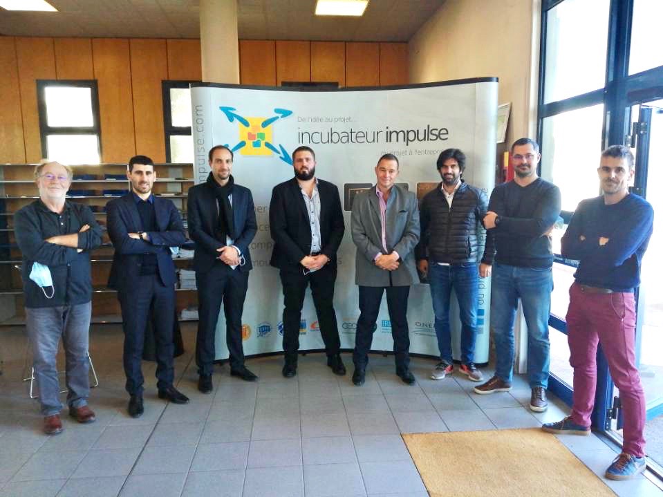 RetisInnovation's tweet photo. #TournéeIncubateursRecherchePublique
Journée reportage et interviews ! La tournée continue ! 1ère étape du mois d’octobre à Marseille chez @Incubimpulse.
Avec l’équipe de l’incubateur et les entreprises #RisketVir #ScienceForClimbing #Remedex et @firstlightfr https://t.co/DtiENdqmDQ