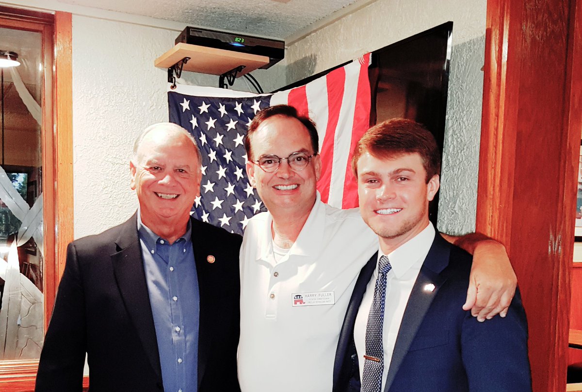harryfuller358's tweet photo. Attending the October 2020 Sunrise Leadership Republican Club meeting with Florida State Senator Ed Hooper.
#EdHooper #SunriseLeadershipRepublicanClub #GOP #Republican https://t.co/S0b2QK0QoB