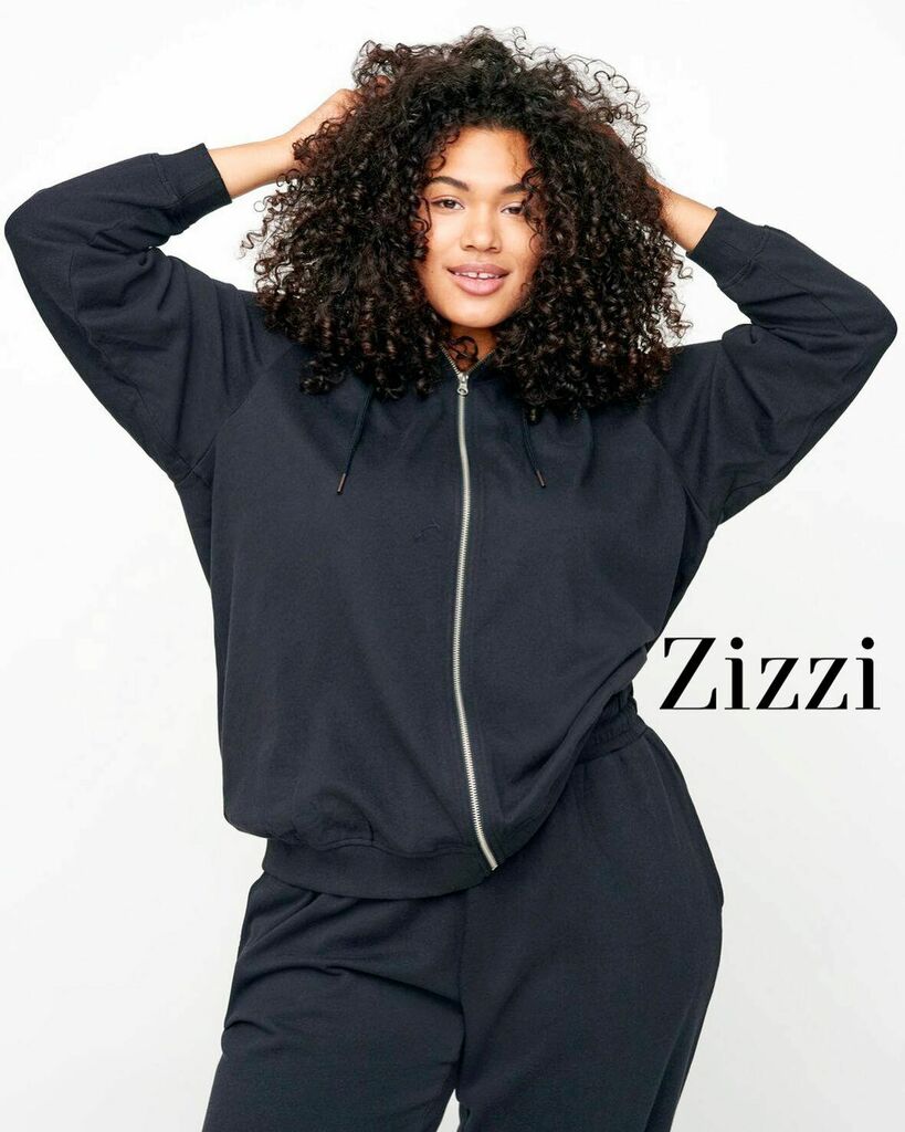 12plusuk's tweet photo. • L A I L A • is fabulous for @zizzifashion ❤️
#model #fashion #style #beautiful #bodypositive https://t.co/qSnehJpRGE https://t.co/NSwFarScLo
