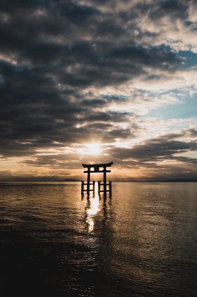 ryu_pics's tweet photo. 神々しい白髭神社 https://t.co/1l0EqqgwW9