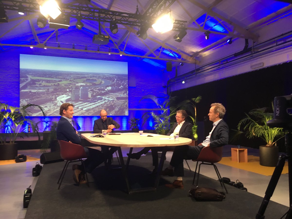 MarjanB's tweet photo. Talkshow Praktijkfestival Ondergrond begint. https://t.co/5ZWuiOHLWN