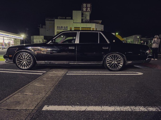 黒塗りの高級車のtwitterイラスト検索結果 黒塗りの高級車のtwitterイラスト検索結果