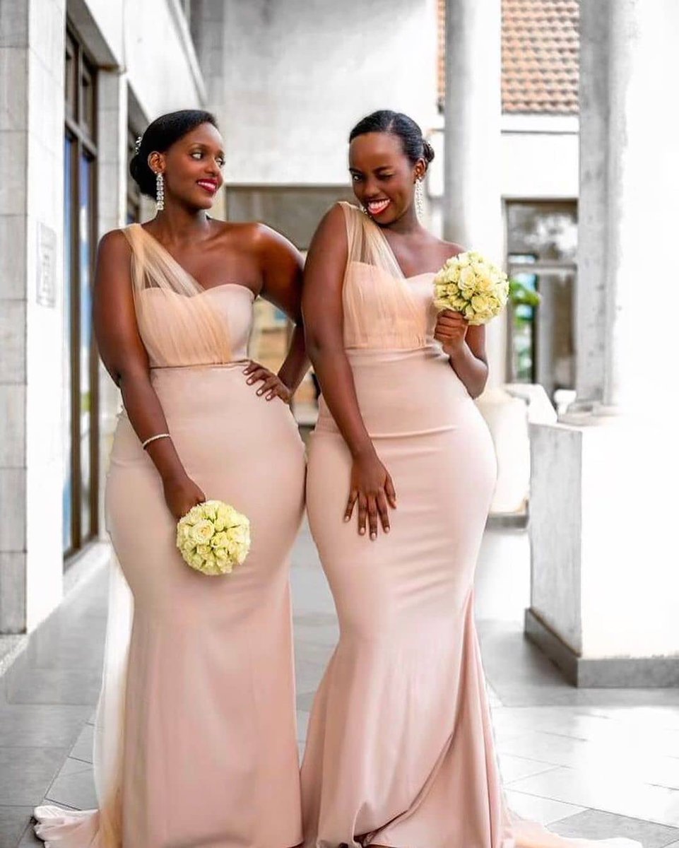 czwlifestyle's tweet photo. Once a queen, always a queen 👑 
How gorgeous are these queens?

📸:@adriza_adriza 
Dresses :hers_uganda 

#weloveweddings #weddingsonpoint #bridalinspiration #bride2020 #Bridesmaid #Bridesmaidsdresses #Bridesmaidsinspo #Bridesmaidshair #Bridesmaidsmakeup #Bridesquad #BrideTribe https://t.co/0mXVssyOMP