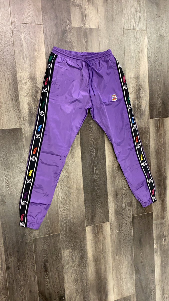 benjifromgb's tweet photo. It Cost $0 To RT My Business &amp; Help Me Find My Next Customer @Goldbills_  “Purple Rain” Windbreaker Tracksuit online now https://t.co/M2p00D3ua4 https://t.co/5DSmt3SjB9