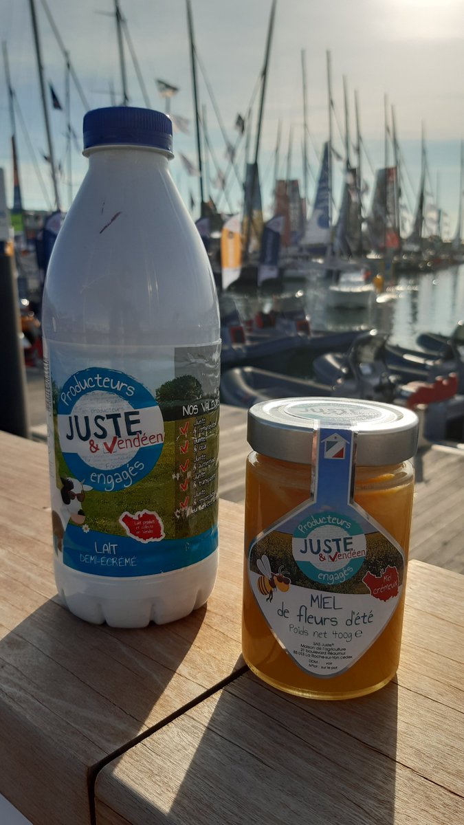 JusteEtVendeen's tweet photo. Vous venez au @VendeeGlobe demain, mercredi ? Passez voir les agris ambassadeurs #JusteEtVendéen sur le @VGCulinaire #VGC 😀
Ils y seront toute la journée pour vous présenter la démarche et vous pourrez même assister à des démonstrations culinaires #JusteBon😋 #VG2020 https://t.co/1qfkrLlK9o