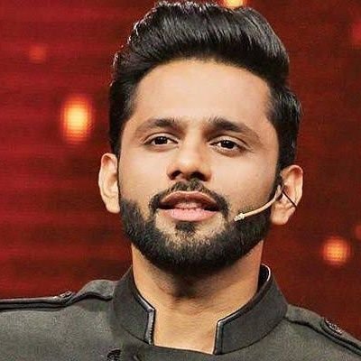 cskchan77's tweet photo. Whom do you support in todays fight??
Retweet = rahul
Like = jasmin
...
I support RAHUL
#BiggBoss14
#RahulVaidya
#JasminBhasin https://t.co/qNL2aPmrGD