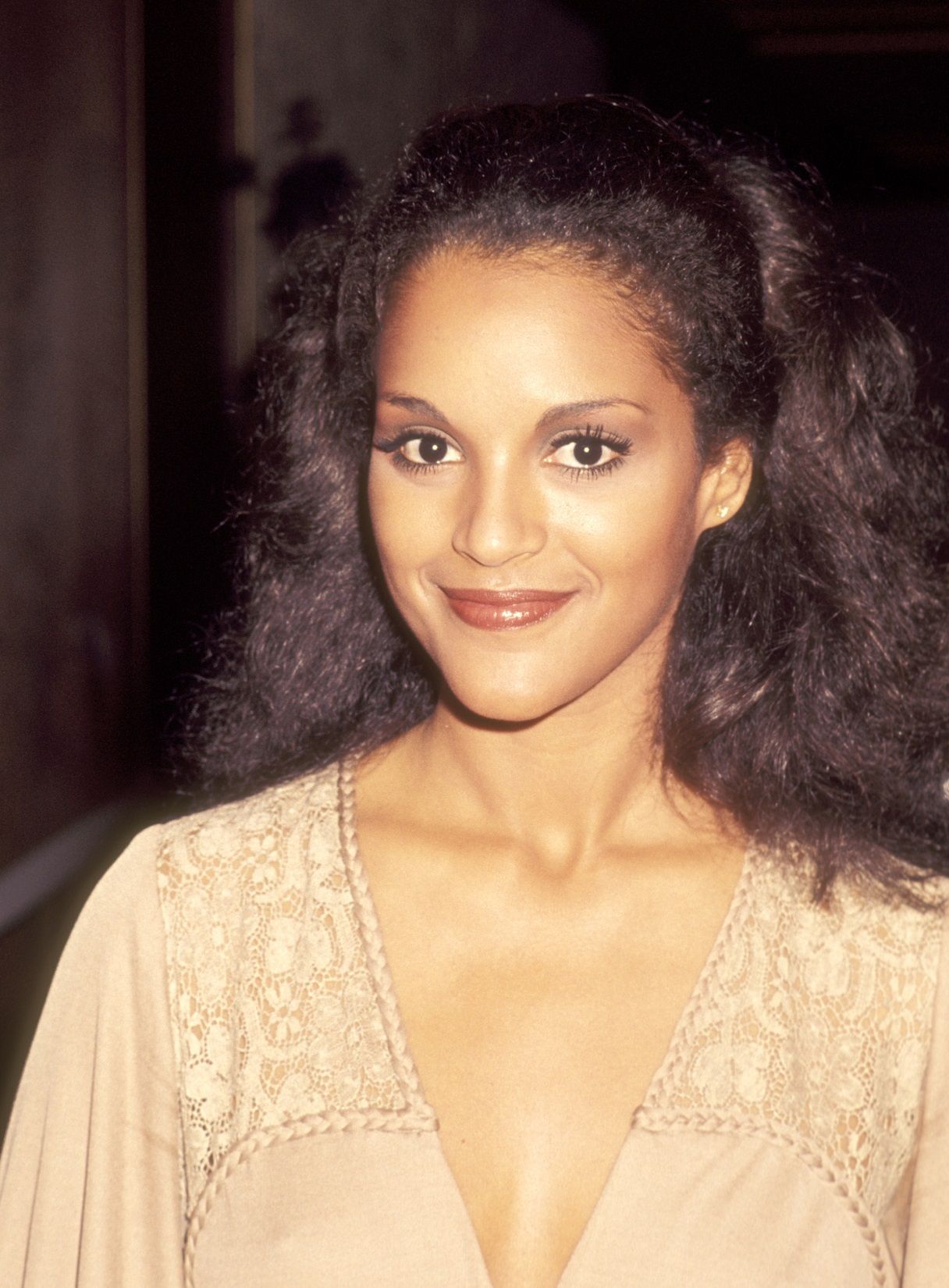 Happy Birthday to former Miss Ohio, actress, producer, writer, model, and sports broadcaster, Jayne Kennedy Overton. 