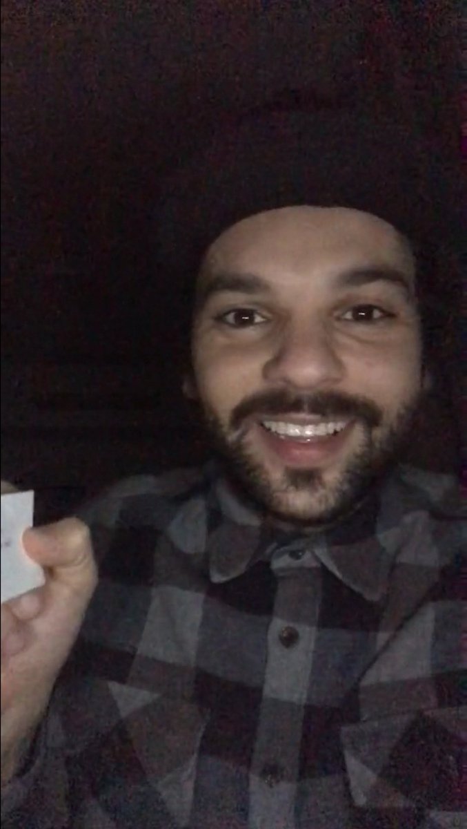 zedaviuzz's tweet photo. O que será que o @raphaelghanem tirou da caixa dessa vez que o deixou #Vunerável? 🤔🤣
Descubra em https://t.co/0CBeUCXsBL📲 #ToNaViuzz https://t.co/3vStkeUvfV