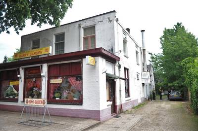 Hondje dood, bewoner ernstig gewond: ‘moorddadige' brandstichting Renkum draaide om drugsschuld van 500 euro ..