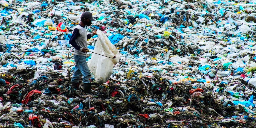 STUDENT PROJECT: It Doesn't Get More "Real World STEM" Than This. #stemed #stemchat #STEM #NGSS #NGSSchat #engineering By 2050, ocean plastic will outweigh the ocean’s fish. Your students will be in their early 40s. <a href="/ajollygal/">Anne Jolly</a>
middleweb.com/43960/real-wor…