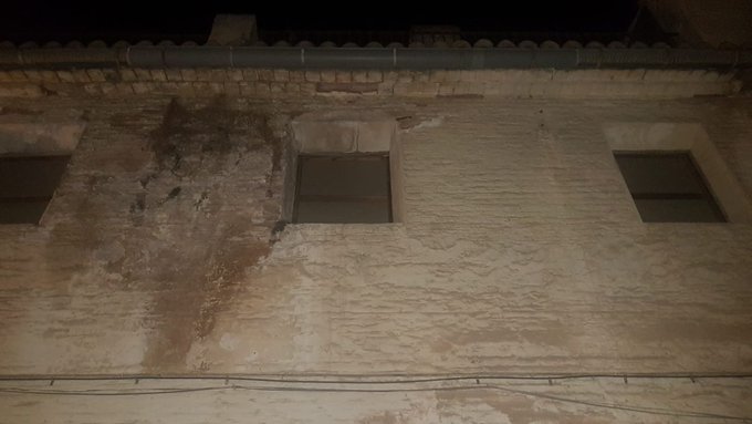 Erich Vanacloig en Twitter: "Cortamos la calle Llocà de @algemesi_net al tráfico rodado por desprendimiento de fachada. 👮♀️👮🚔😷🚧 https://t.co/rgezoszfyL" / Twitter