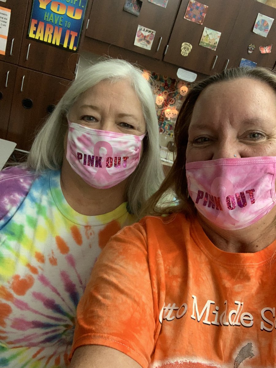 miri1168's tweet photo. Tie dye day #RedRibbonWeek2020 @ottobobcats https://t.co/hxpaLXkEKC