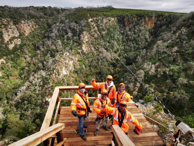 HelloGRoute's tweet photo. The long wait is over! The Knysna Ziplines opened late September 2020, just ahead of the summer season... read more here: https://t.co/Wjl7bZis39 #SAForestAdventures #KnysnaZiplines @visitknysna @ShotLeft @gotravelbug @meander2014 @GardenRouteTrav @georgeairport @GardenRoute https://t.co/JioZSzdMWx