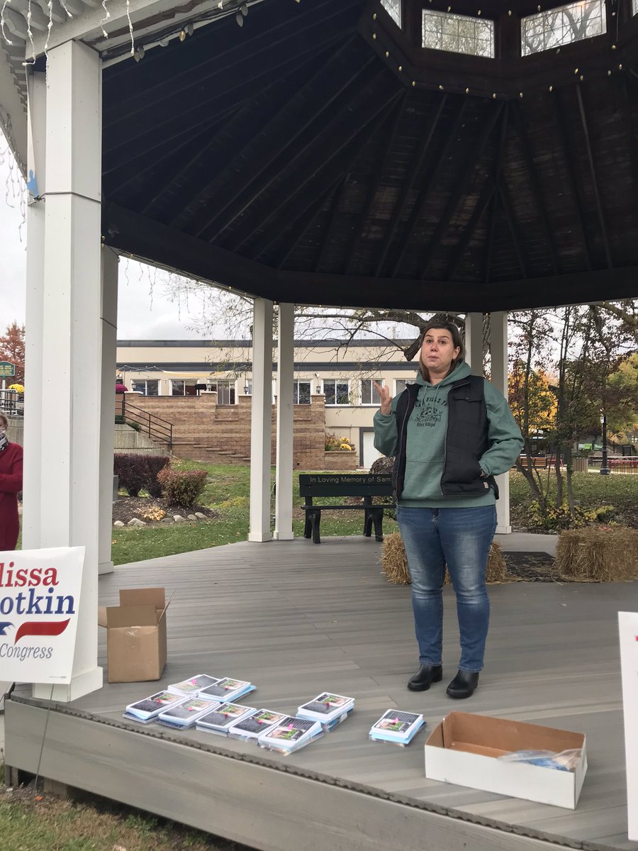 NoltonFor's tweet photo. It was exciting to have Congresswoman Elissa Slotkin join us as we kicked off tonight’s contactless canvass in Orion Twp.  Thank you to everyone who showed up and helped us deliver our message to the people. 💪🏼💙 🇺🇸 #eileen4oriontownshiptrustee
#jody2020
#elissaslotkin4congress https://t.co/LtqWKPxhUb