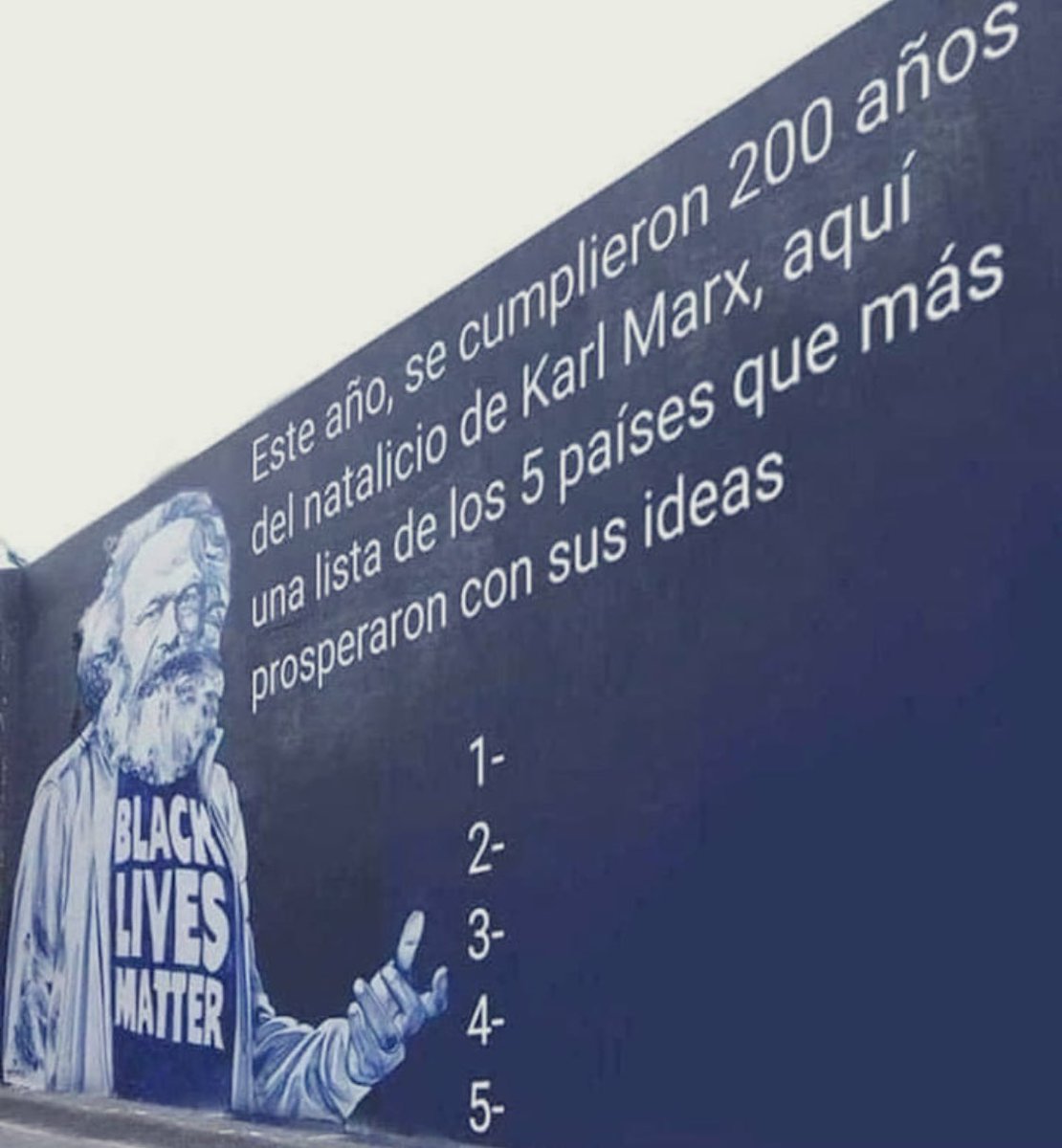 MartinLitwak's tweet image. Necesito una foto con este mural de fondo. Estará en Miami por casualidad? 🙏🏻🙏🏻🙏🏻