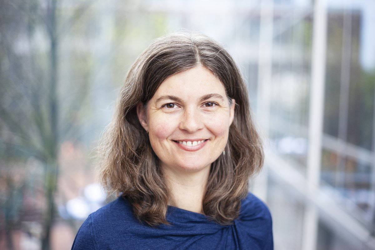 Upcoming @ITEOregonwebinar, Dec 3: Tools and Resources for Integrating Sustainability and Health into Transportation. One of the 3 speakers is @portlandkelly, a @psu_cupa PhD candidate in urban studies and Executive Director of Streetsmart <a href="/Street_Geek/">Streetsmart</a>: pathlms.com/ite/courses/25…