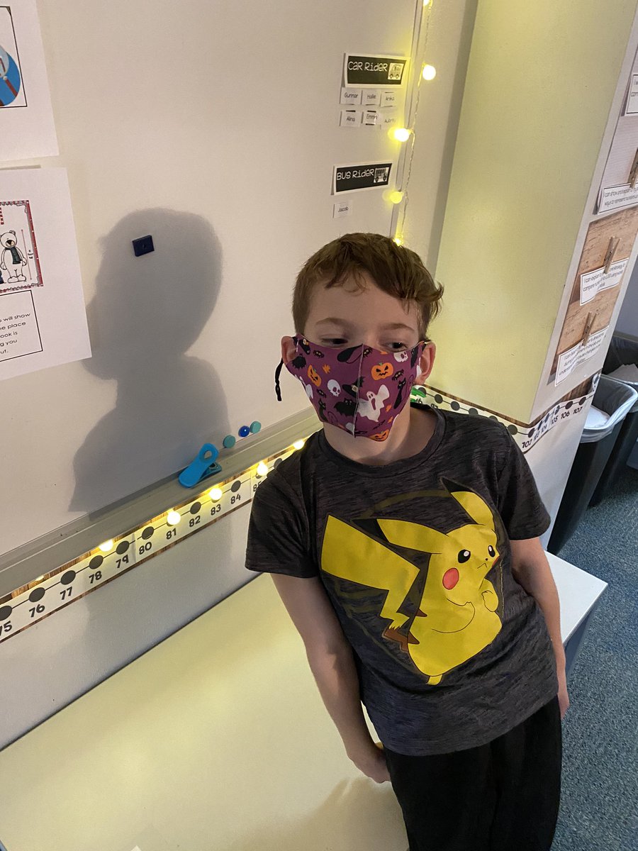 mrswalker_2's tweet photo. We loved hunting for magnetic objects in our classroom! #wilsonway https://t.co/P5Cv0IsmdK