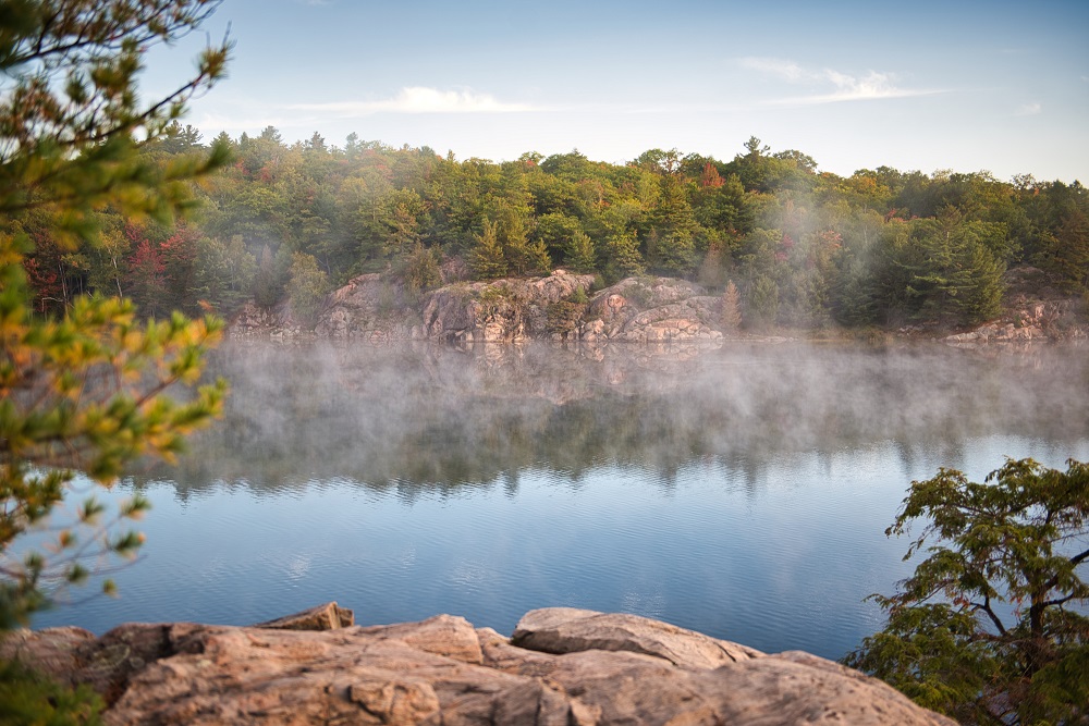 ParcsOntario's tweet photo. Où que vous soyez au Canada, joignez-vous à nous à la commémoration du 100e anniversaire du Groupe des sept. https://t.co/XKn5qH3AeK https://t.co/AhYtQh29aH