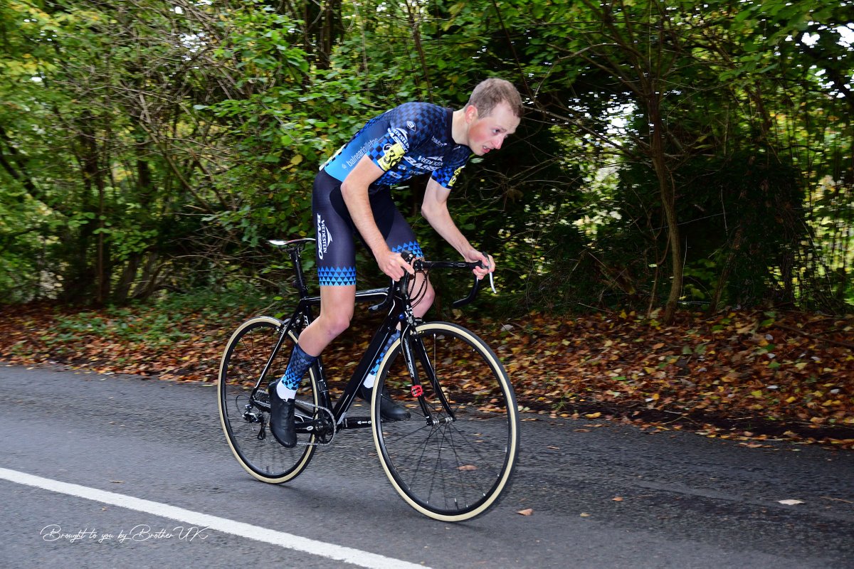 AussieLarry's tweet image. Hill Climb Championships: More photos from the big race on Sunday in the UK with images from the Men's and Youth/Junior championship ... more to come!
facebook.com/pg/Veloshooter…

Brought to you by @Brother_UK #wideanglecamera