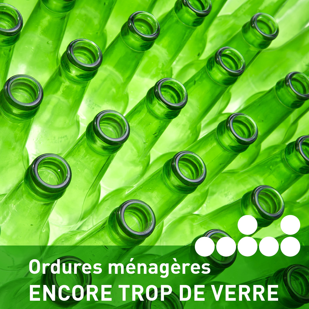 🍾♻️ Le verre se trie et se recycle à l'infini ! 

Bocaux, bouteilles ne doivent être déposés dans le bac gris ou jaune.
Inutile de le laver, jetez le en vrac, sans sac dans la borne de collecte dédiée. 
Pour localiser la borne la plus proche de chez vous >bit.ly/3iFBxfQ