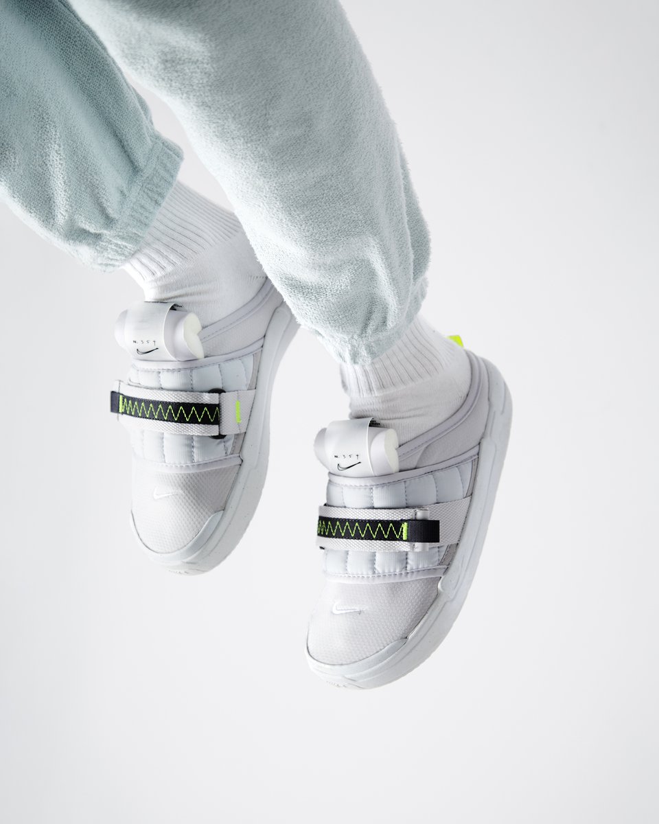 nike offline on feet